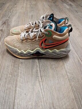 NWOT Nike Air Zoom GT One Kids Beige Sneakers with Orange Swoosh and Green Trim
